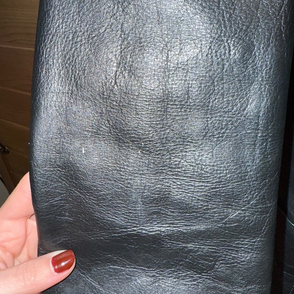 Leather Jacket - Picture 5 of 7